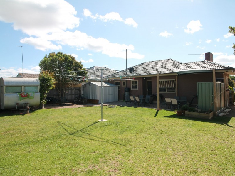 18 Churchill Street, Bairnsdale VIC 3875