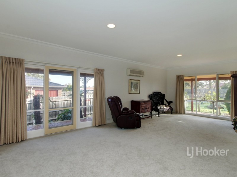 3 Marrah Drive, Wy Yung VIC 3875