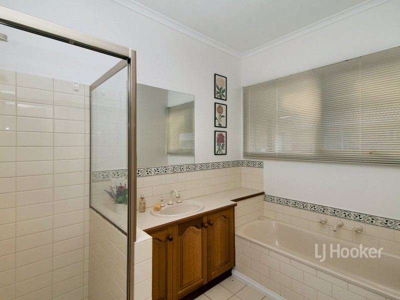 3 Marrah Drive, Wy Yung VIC 3875