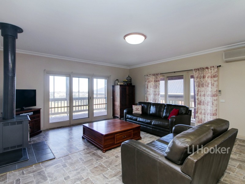 3 Marrah Drive, Wy Yung VIC 3875