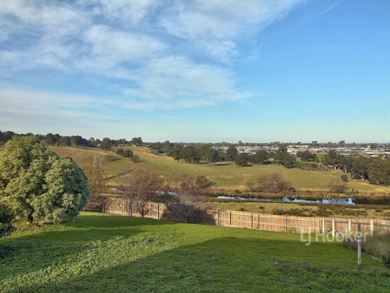 3 Marrah Drive, Wy Yung VIC 3875