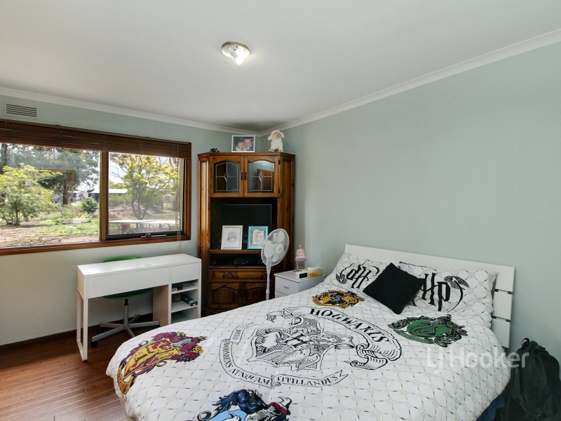 6 Dwyer Street, Wy Yung VIC 3875