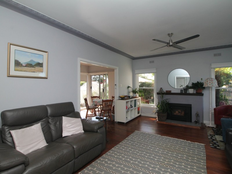 1 Grosvenor Court, Bairnsdale VIC 3875