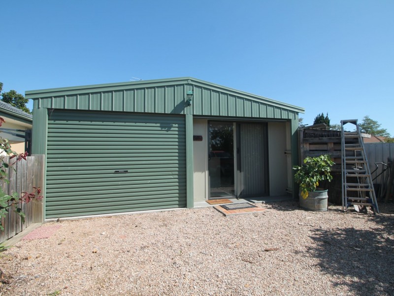 1 Grosvenor Court, Bairnsdale VIC 3875