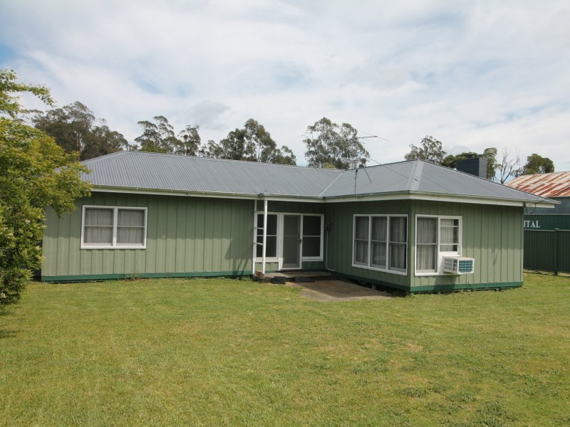 21 Monaro Highway, Cann River VIC 3890
