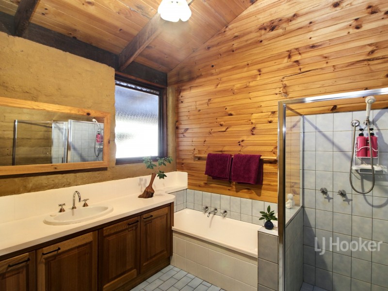 68 Johnsons Road, Bumberrah VIC 3902