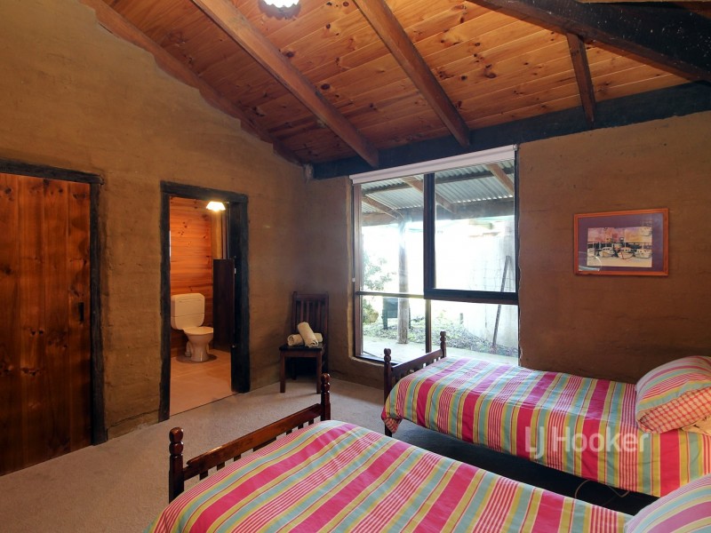 68 Johnsons Road, Bumberrah VIC 3902