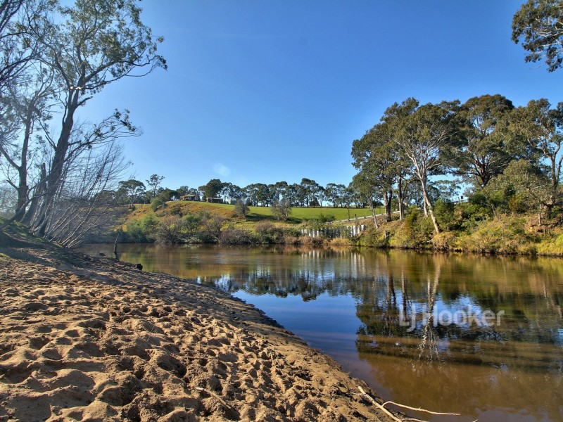 68 Johnsons Road, Bumberrah VIC 3902