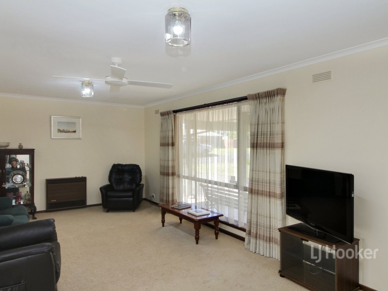 14 Riley Street, Bairnsdale VIC 3875
