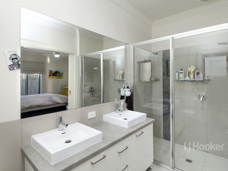 53 Flinns Road, Eastwood VIC 3875