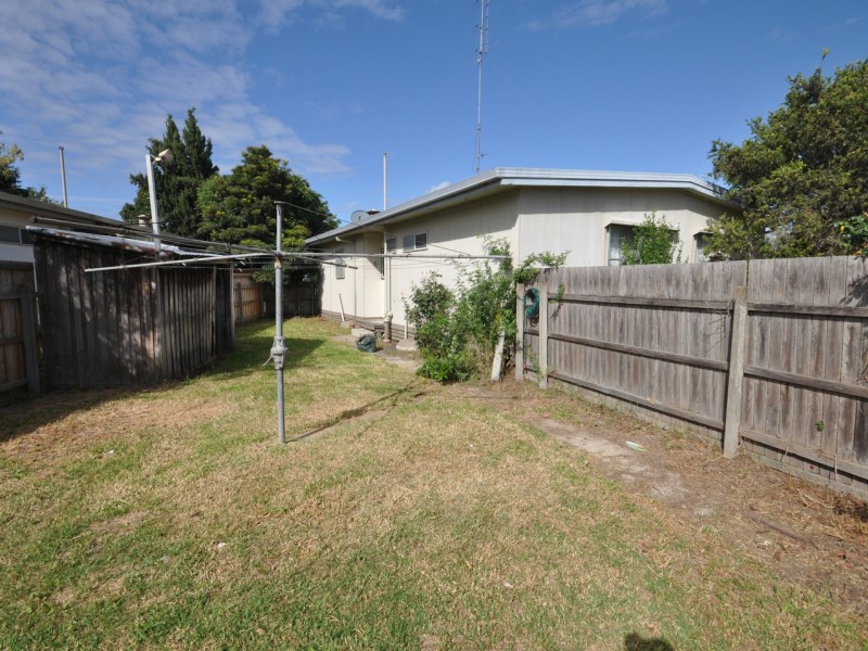 11 Flett Court, East Bairnsdale VIC 3875