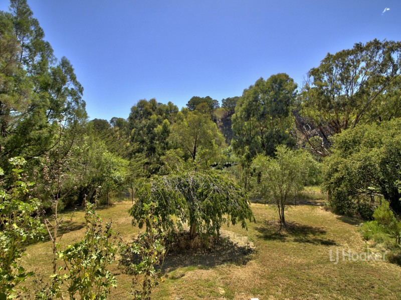 57 Old Pub Road, Ensay VIC 3895
