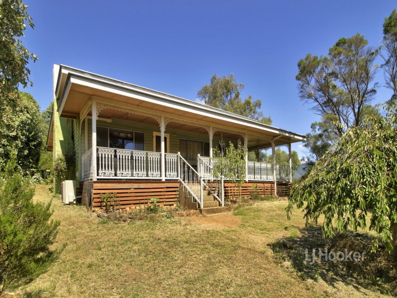 57 Old Pub Road, Ensay VIC 3895