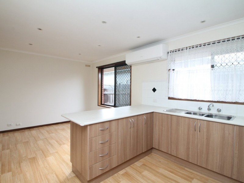 2/21 Turnbull Street, Bairnsdale VIC 3875