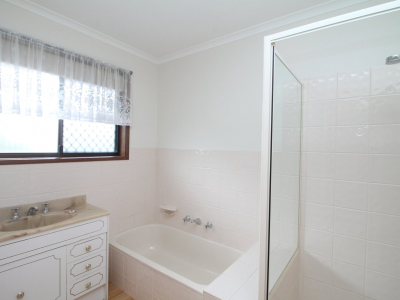 2/21 Turnbull Street, Bairnsdale VIC 3875