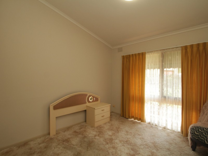 8 Grosvenor Court, Bairnsdale VIC 3875