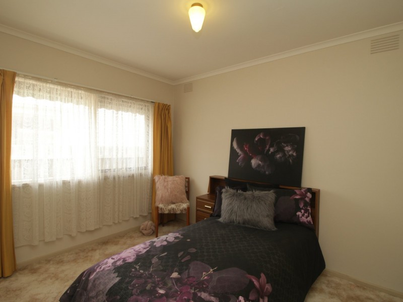 8 Grosvenor Court, Bairnsdale VIC 3875