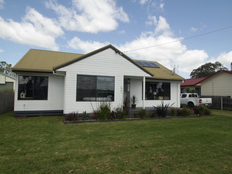 65 Main Street, Lindenow VIC 3865