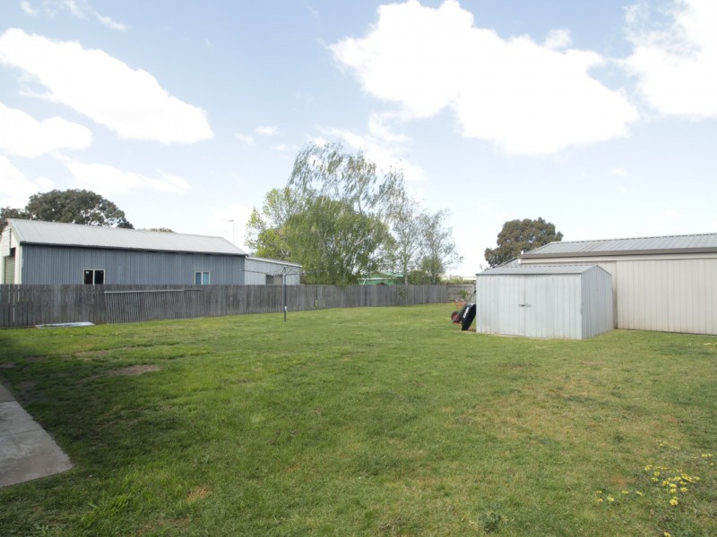 65 Main Street, Lindenow VIC 3865