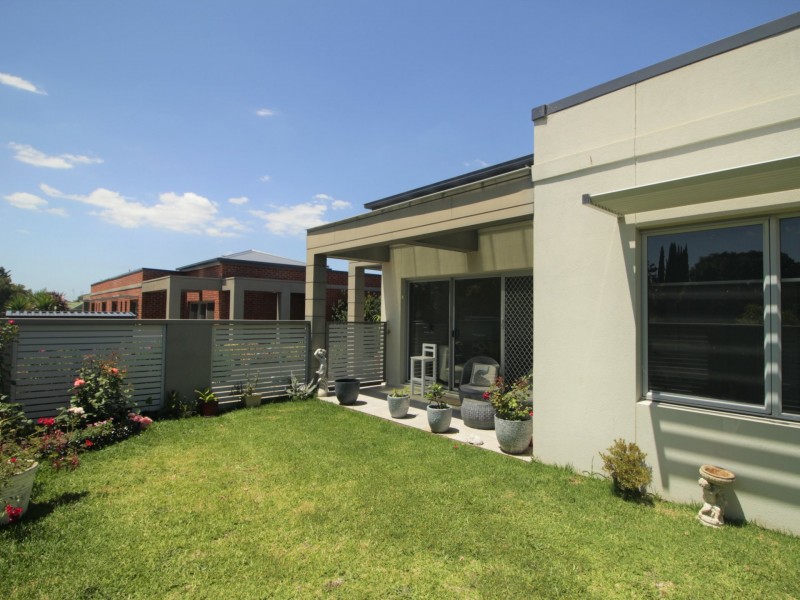 15/49 Drevermann Street, Bairnsdale VIC 3875