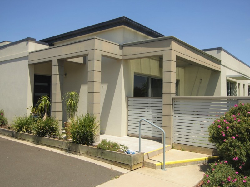 15/49 Drevermann Street, Bairnsdale VIC 3875