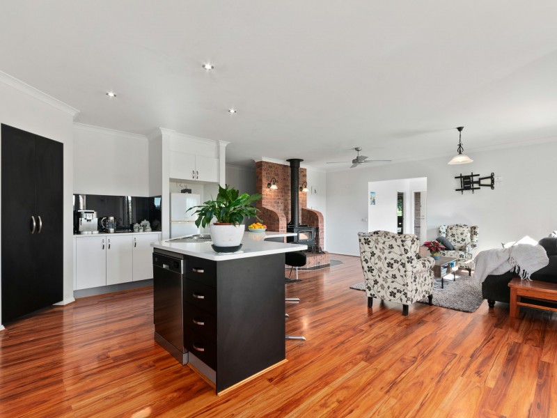 60 Fischers Lane, Wy Yung VIC 3875