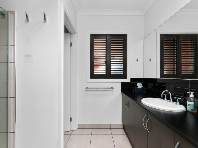 60 Fischers Lane, Wy Yung VIC 3875