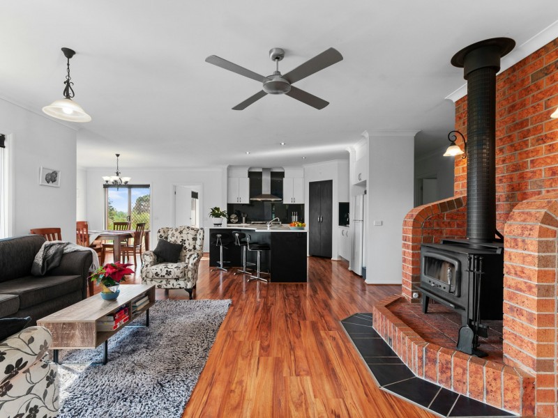 60 Fischers Lane, Wy Yung VIC 3875