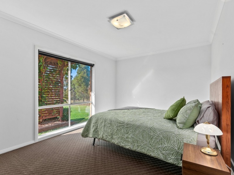 60 Fischers Lane, Wy Yung VIC 3875