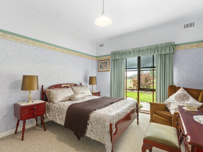 775 Ives Road, Hillside VIC 3875