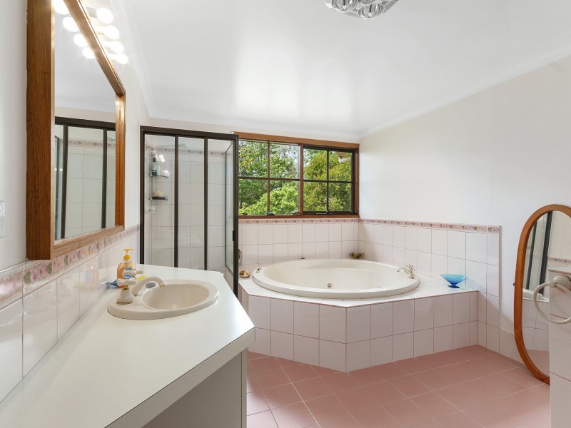 775 Ives Road, Hillside VIC 3875