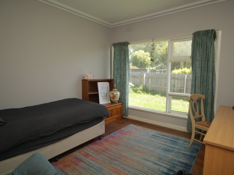 14 Churchill Street, Bairnsdale VIC 3875
