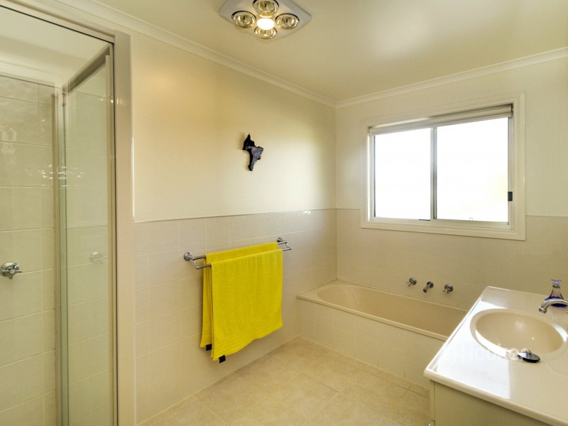 7A Charles Street, Lucknow VIC 3875