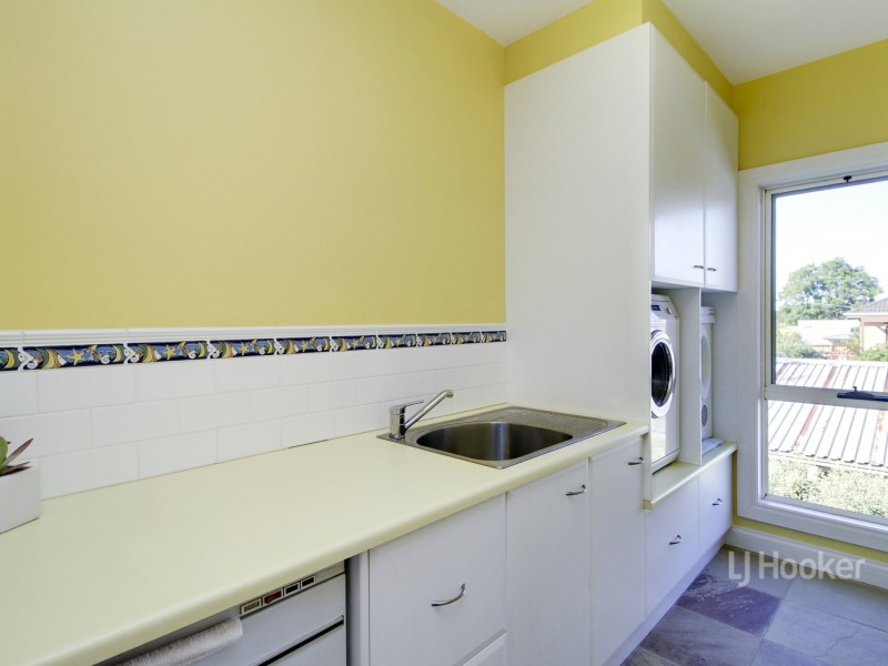 28 Robb Street, Bairnsdale VIC 3875