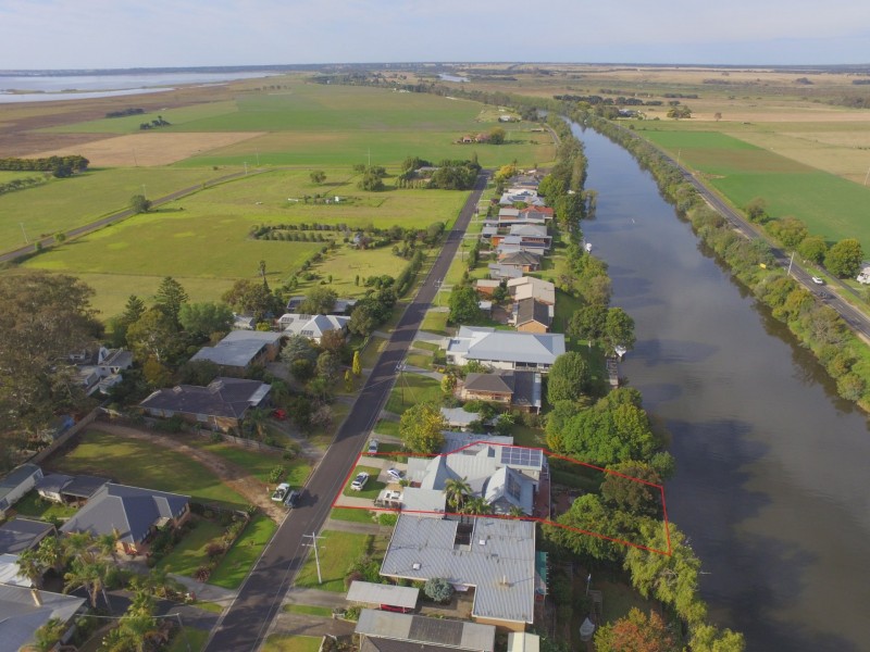 28 Robb Street, East Bairnsdale VIC 3875