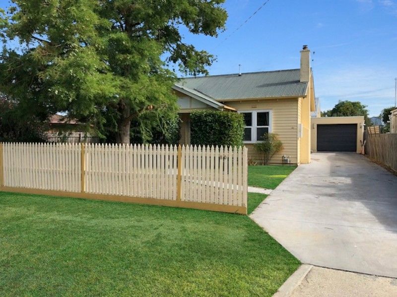 80 Francis Street, Bairnsdale VIC 3875