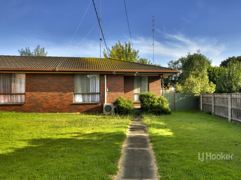 2/14 Dahlsen Crescent, Bairnsdale VIC 3875