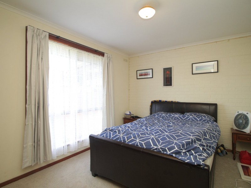 2/14 Dahlsen Crescent, Bairnsdale VIC 3875