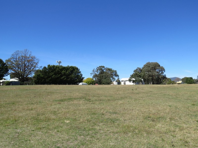 24-30 Young Street, Benambra VIC 3900