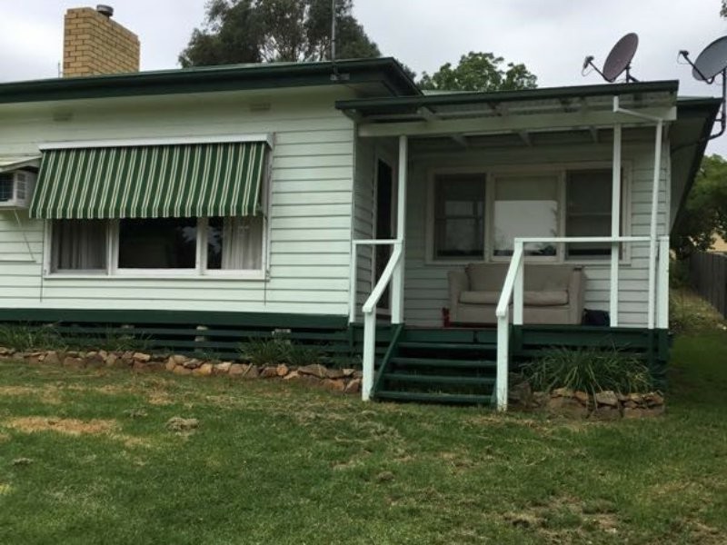 5064 Great Alpine Road, Ensay VIC 3895