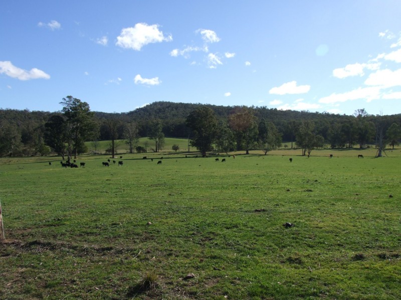 288 Holloways Road, Buchan South VIC 3885