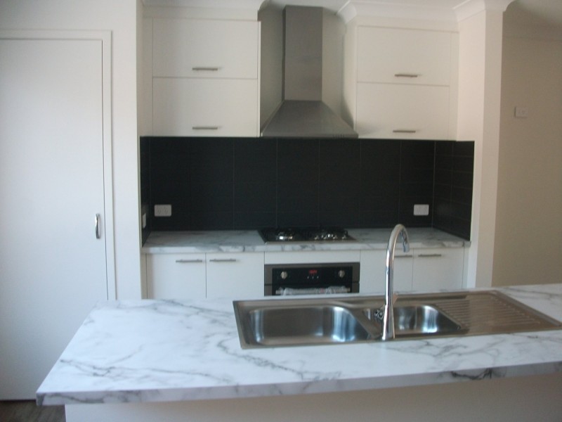 5 Maude Street, Lucknow VIC 3875