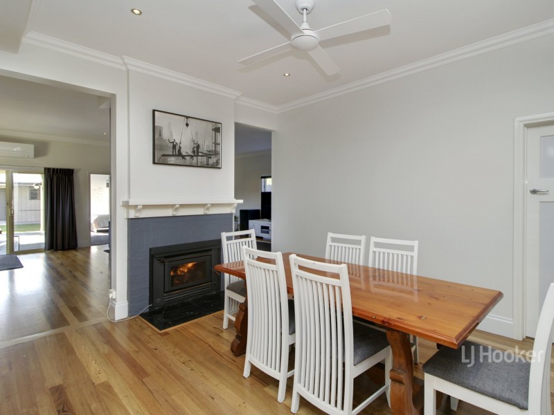 74 Francis Street, Bairnsdale VIC 3875