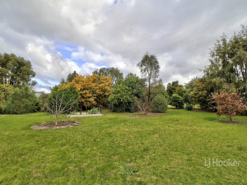 41 Clifton West Road, Wy Yung VIC 3875