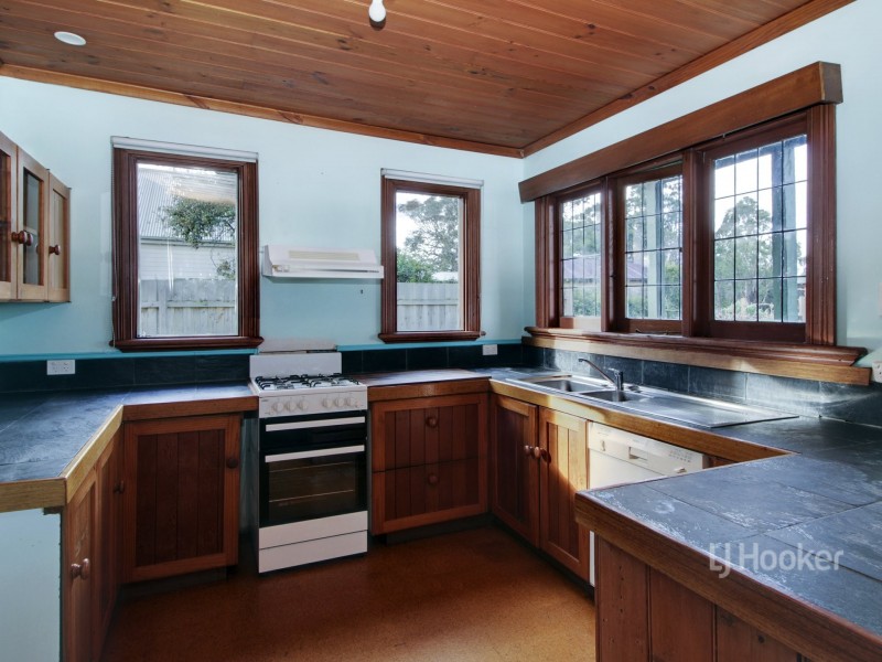 17 Macrae Street, Bairnsdale VIC 3875