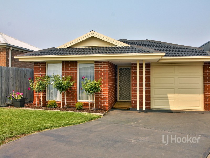 14B Fison Avenue, Eastwood VIC 3875