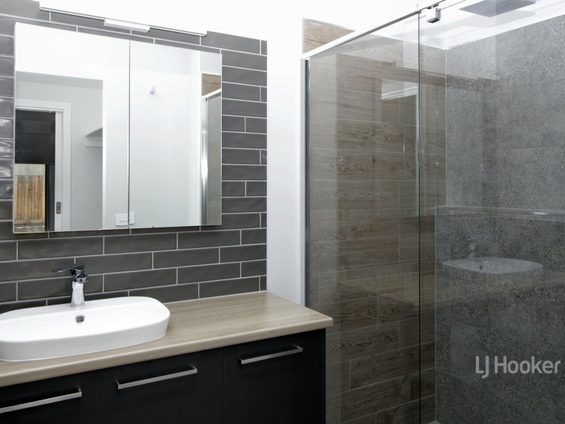 1 Bryan Place, East Bairnsdale VIC 3875