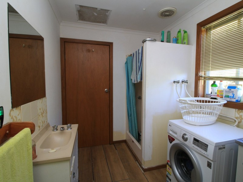 13 Great Alpine Road, Bruthen VIC 3885