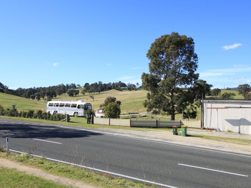 13 Great Alpine Road, Bruthen VIC 3885