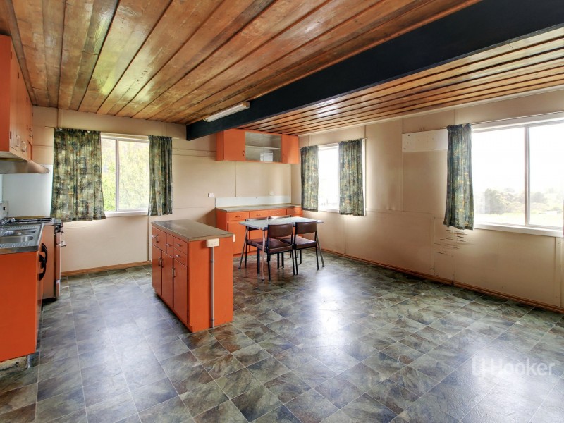 256 Day Avenue, Omeo VIC 3898